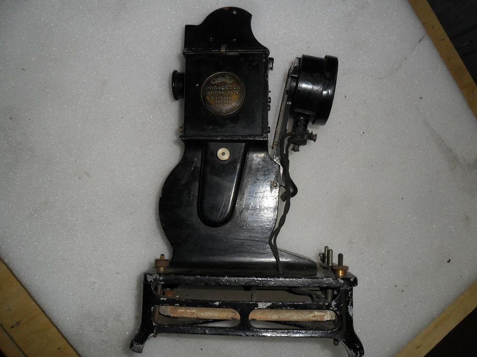 PATHE BRITISH BABY c1920s VINTAGE MOVIE PROJECTOR for RESTORATION