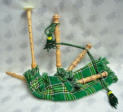    Children / Junior Playable Bagpipes Heritage of Ireland Tartan