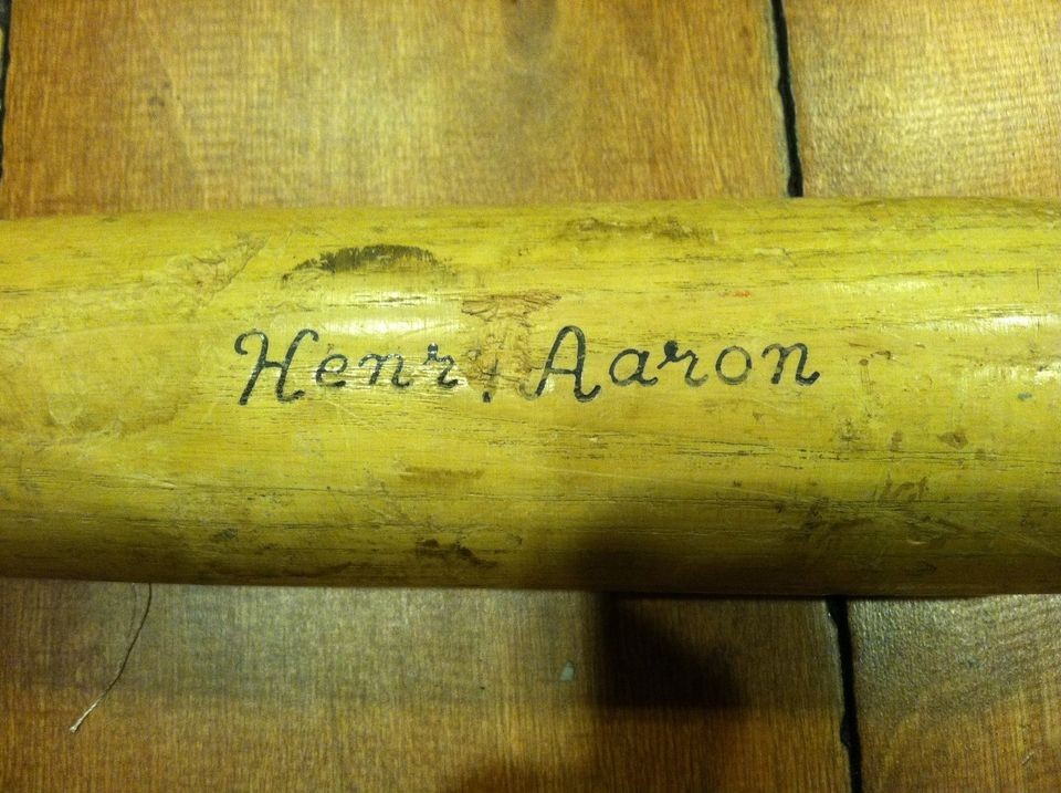   Aaron Vintage Adirondack 232 White Ash Wood Baseball Bat c1971 34