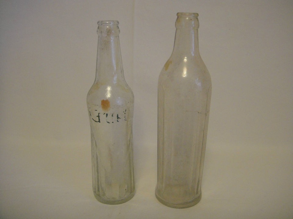 x2 Vintage/Antiqu​e Glass Bottles Heinz & Orange Crush Soda  CG3541