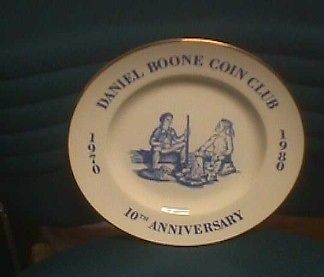 10 GOLD TRIMMED DANIEL BOONE COIN CLUB 1970 198010TH ANNIVERSARY 