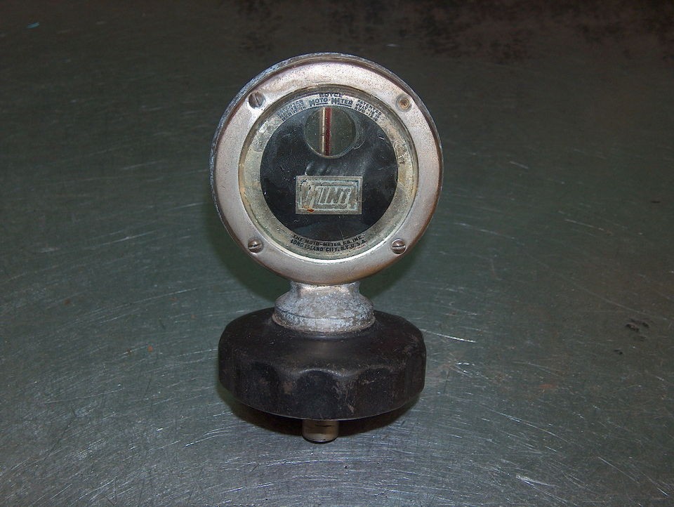 VINTAGE BOYCE MOTO METER RADIATOR CAP GAUGE FLINT