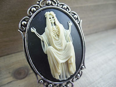 santa muerte jewelry in Fashion Jewelry