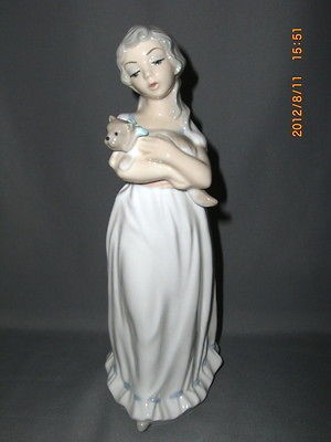 Tengra Porcelain Figurine Girl Holding Cat Hand Made In Valencia 