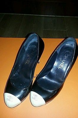 Auth Chanel Women heels shoes wedge 35 black patend leather