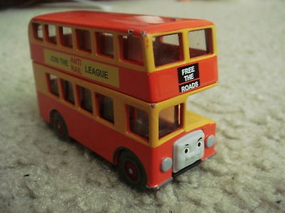 Bulgy Bus Diecast   2002 Thomas Train Tank Engine Take Along Cart 