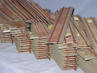 HO Gilbert Gray Roadbed Track Lot   110 pcs. / N 34