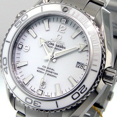 UNWORN MENS 42 mm OMEGA SEAMASTER PLANET OCEAN WHITE DIAL 232.30.42.21 