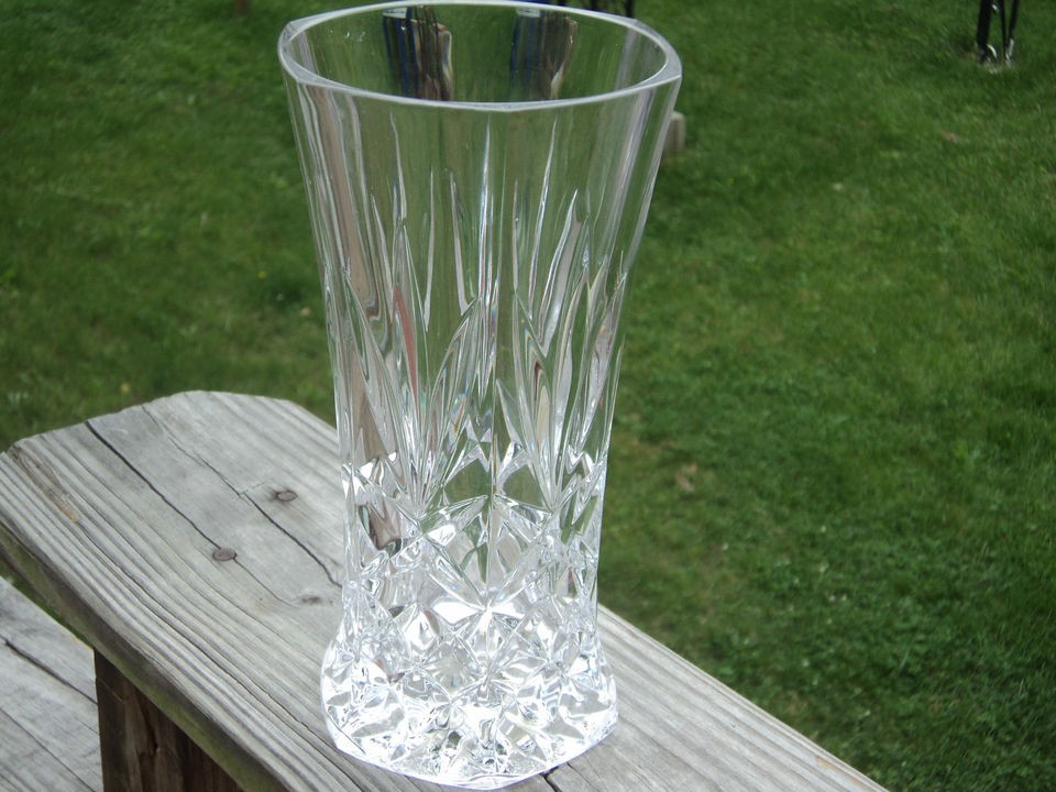 Godinger Shannon Designs of Ireland 24% Lead Crystal VASE Bohemia 