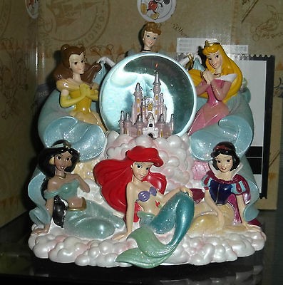 Collectibles  Disneyana  Contemporary (1968 Now)  Snowglobes