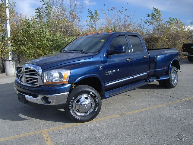 Dodge  Ram 3500 4dr Quad Cab 5.9L HO Cummins Diesel 6 Speed Big Horn 