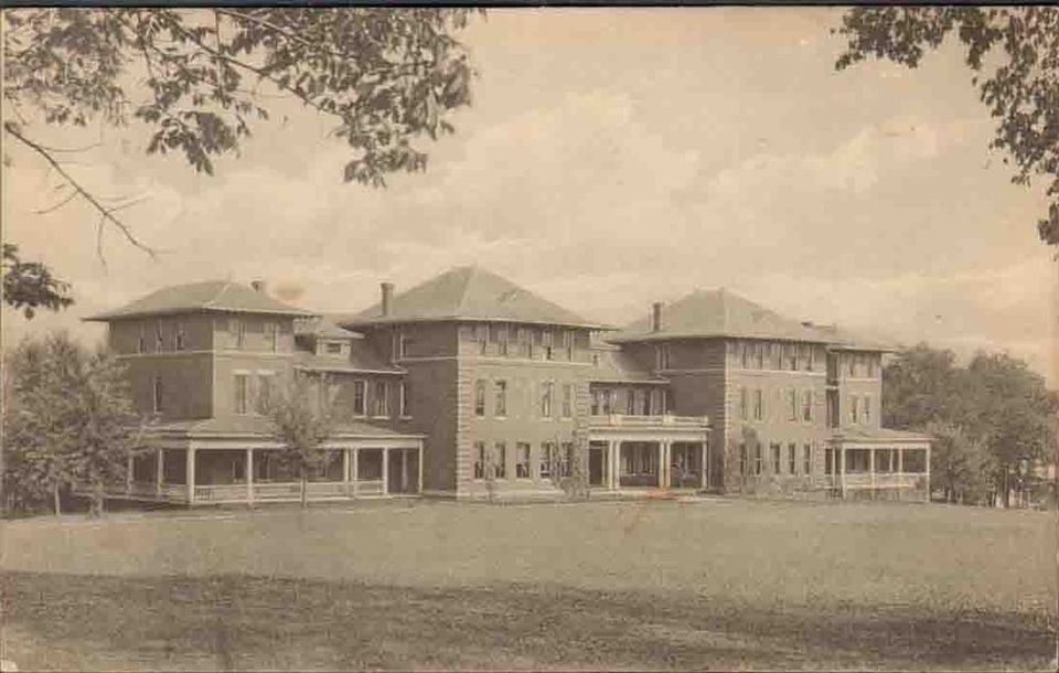 ZY752 Fayetteville AR 1913 University AR Girl Dormitory