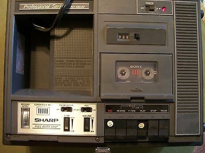 SHARP RD 68OAV CASSETTE TAPE RECORDER PROFESIONAL SERIES