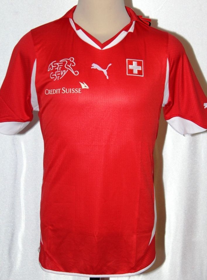 NWT MENS PUMA SOCCER/FOOTBALL SWISS NATIONAL TEAM JERSEY SIZE S M 