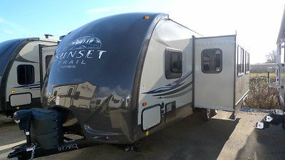 2013 Sunset Trail Reserve 25RB Rear Bath Outside kitchen Travel 