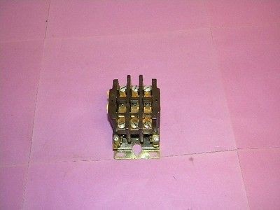 Elmwood Sensors Contactor 3 Pole, 24 Volt Coil, 50 60 Cycle