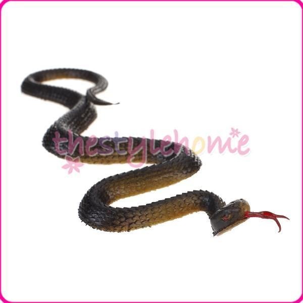 Cool Rubber Vivid Snake Pretend Trick Toy Garden Party Favor Props 