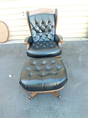 51102 HEYWOOD WAKEFIELD MAPLE MID CENTURY MODERN BLK LEATHER? CHAIR 