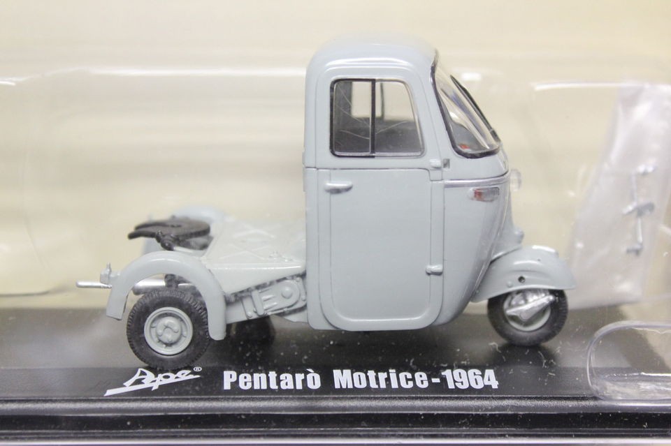 Vespa Ape Pentaro Pianale Motrice   1964, Italeri Hachette 1/32 NEW