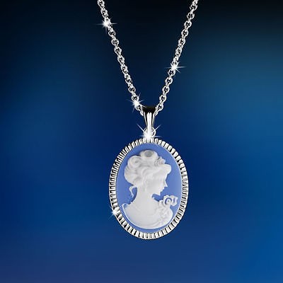 Newbridge Silverware VP102 Vintage Cameo Pendant Victorian Lady Motif