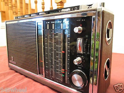 grundig sw radio in Portable Audio & Headphones