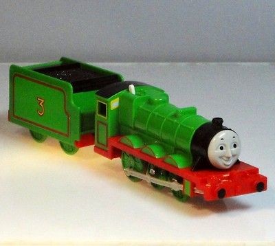 THOMAS TRACKMASTER TOMY MOTORIZED HENRY & TENDER *VGUC*