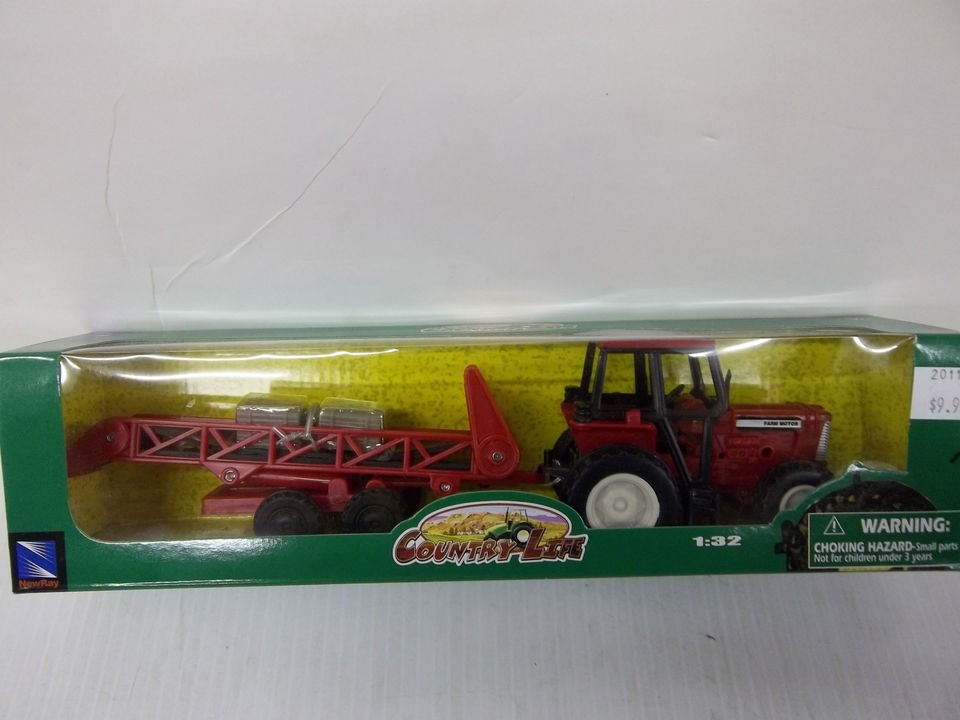 NEW RAY 1/32 SCALE COUNTRY LIFE FARM TRACTOR AND HAY ELEVATOR BNIB 