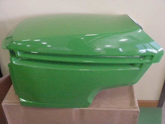 JOHN DEERE HOOD 345