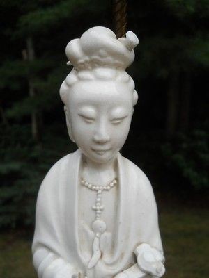   ANTIQUE BLANC DE CHINE CHINESE GODDESS QUAN YIN FIGURINE TABLE LAMPS