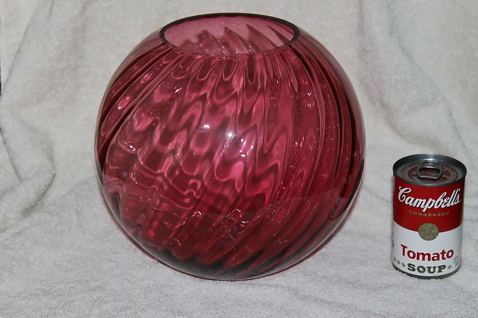 VINTAGE LARGE CRANBERRY GLASS SWIRL FISH BOWL VASE DISH GORGEOUS MINT 