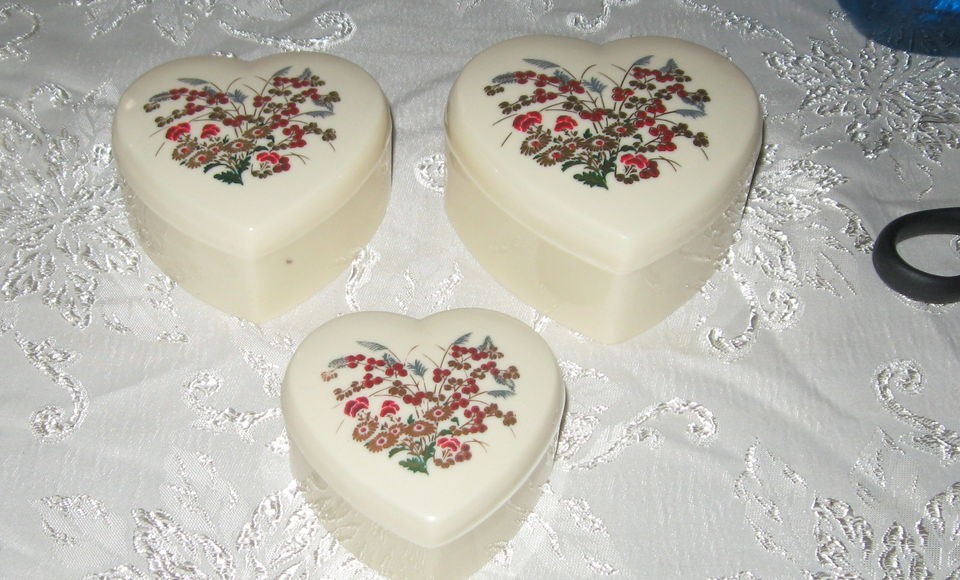 Vintage Set 3 Heart Shaped Hard Plastic Floral Nesting Boxes