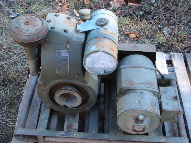   , WW II Military Radio GENERATOR, Leland alternator, army navy, PE 75