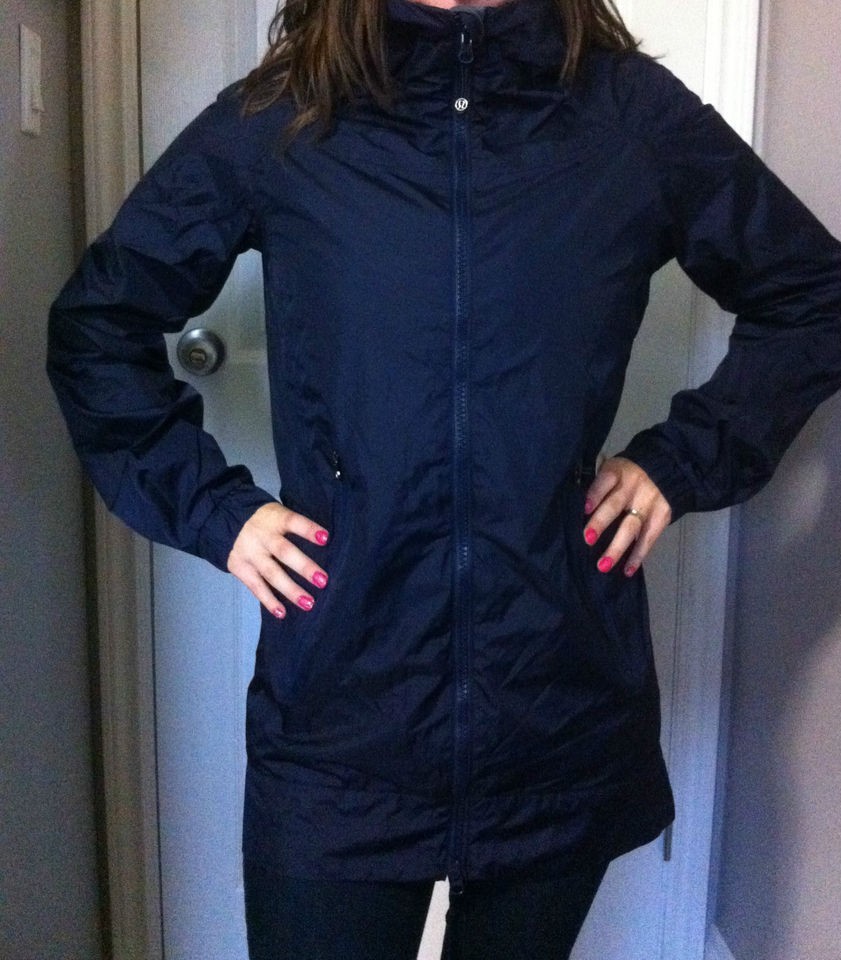 Lululemon No Rain No Gain Jacket Size 4 Navy Blue SOLD OUT