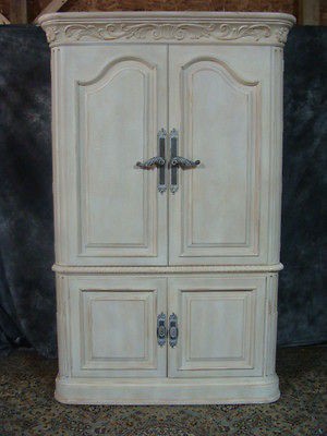 HENREDON ALFRESCO FRENCH COUNTRY ARMOIRE ENTERTAINMENT CENTER