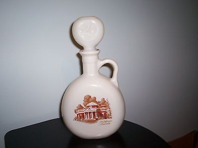 this 15x 5 1/2 prcelain old fitzgerald whisky decanter in mint cond 