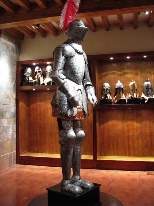 Medieval Knight in Suit of Armor and Sword 2meters 6.5 high