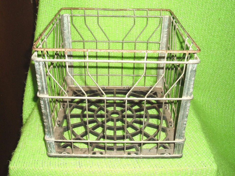 vtg rustic metal milk crate carrier dairy tote detroit mi