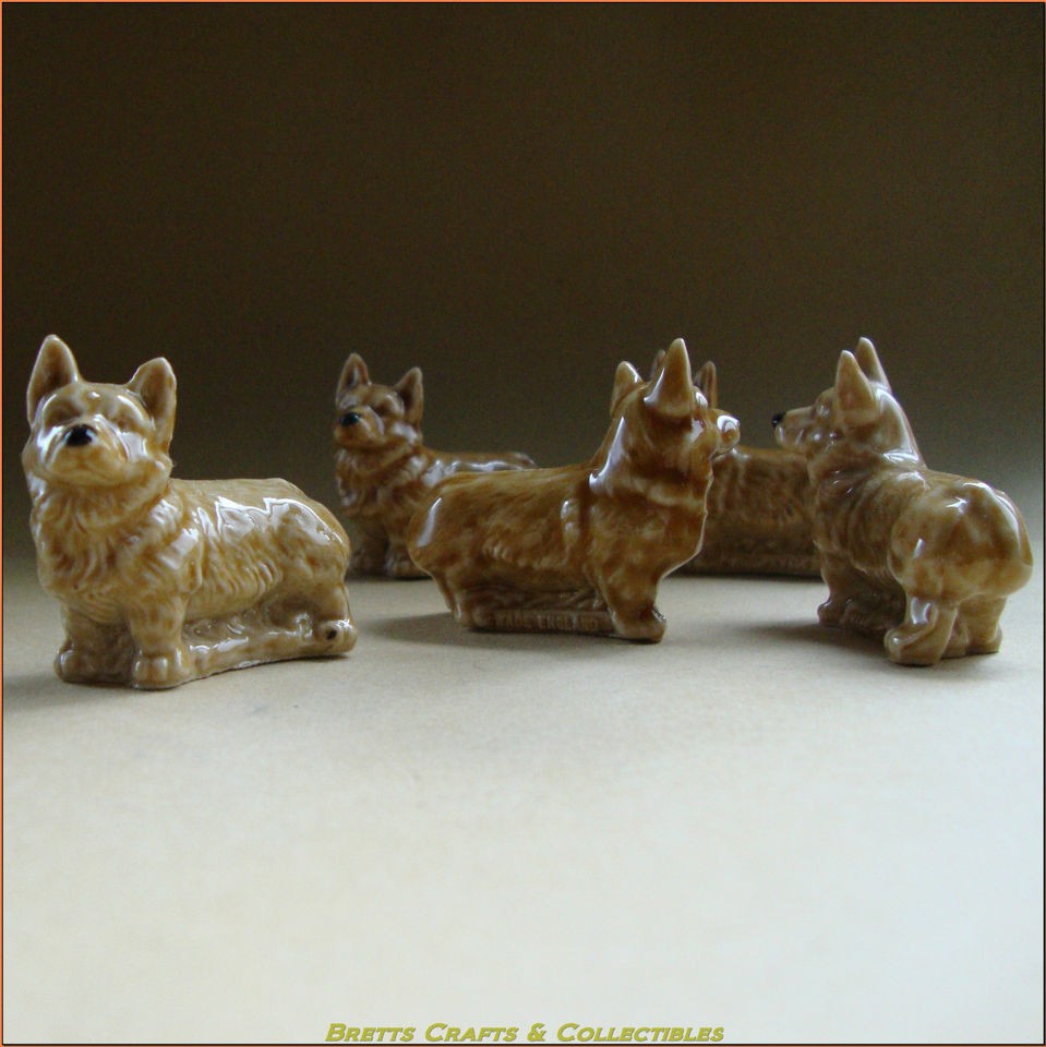 wade whimsies series 2 set 2 corgi from canada returns