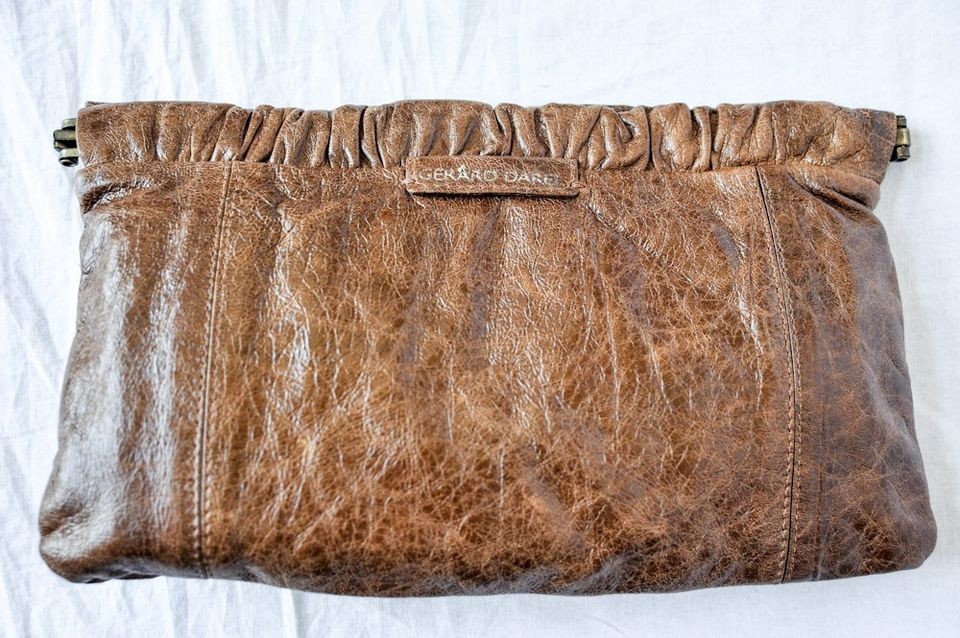 GERARD DAREL Brown SUPER SOFT DISTRESSED Leather Clutch Bag Handbag 