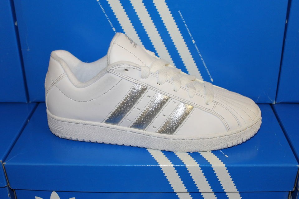 ADIDAS SS INSPIRED K~JUNIOR SIZES~G20523~(GIRLS~TRAINERS~SUPERSTAR 