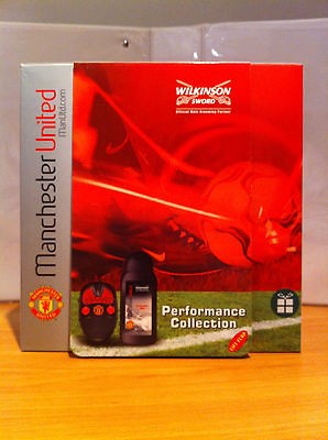 Manchester United Wilkinson Sword Shower Gel & Waterproof MAN U Radio 