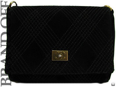 CHANEL BLACK SUEDE CLOTH DOUBLE C BUCKLE STITCH GRID SHOULDER BAG 