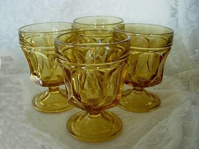 set of 4 vintage anchor hocking amber gold goblets mint