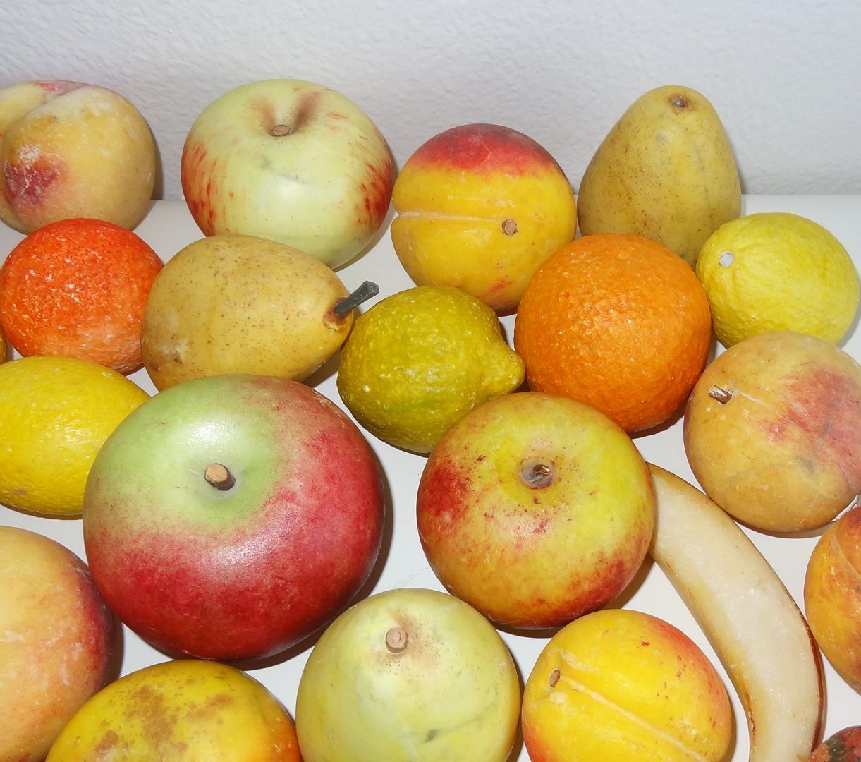 39 Piece Vintage Alabaster Stone Fruit Lot