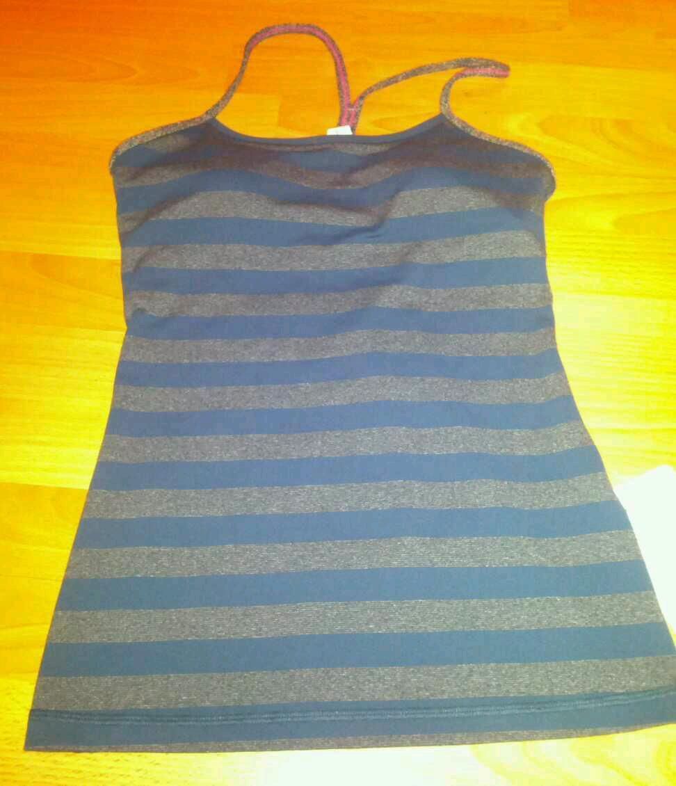 Lululemon Alberta Lake Stripe Power Y Sz 6