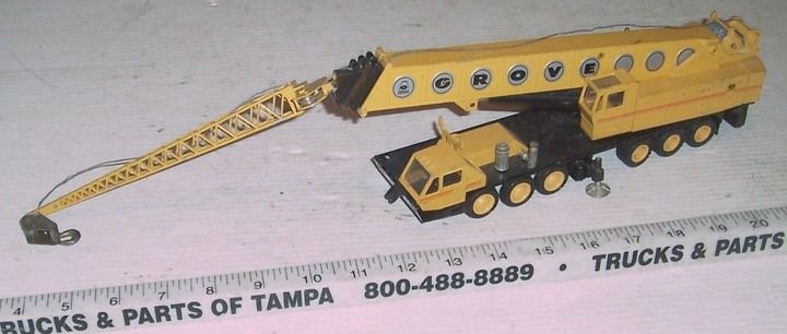 RARE Vintage NZG 152 Telescopic Grove Construction Crane w Germany 1 