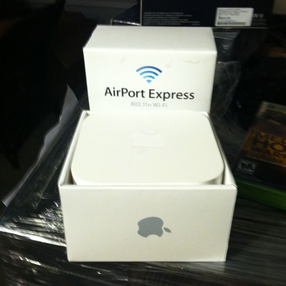 Apple AirPort Express 2 Port 10 100 Wireless N Router MC414LL A