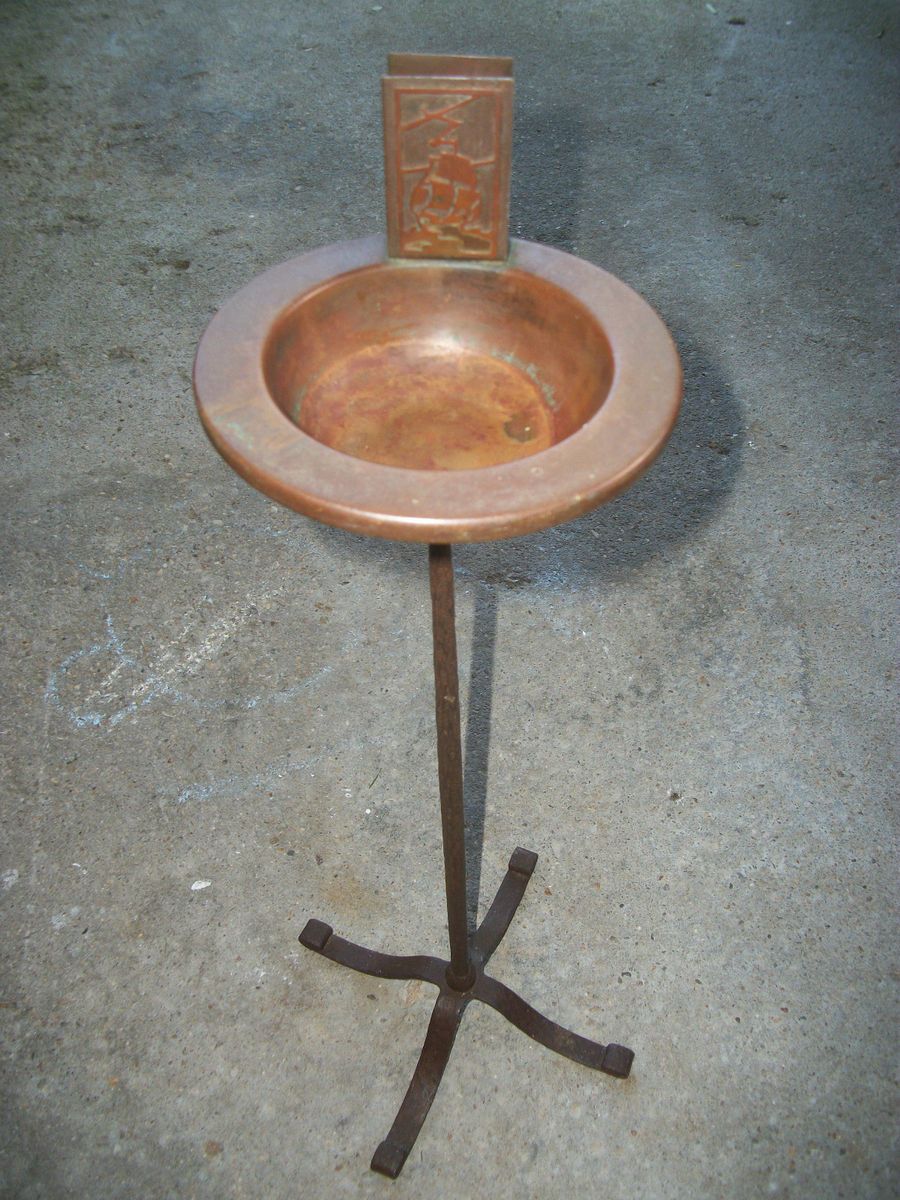ANTIQUE SILVER CREST ARTS AND CRAFTS IRON BRONZE SMOKING STAND ASH 