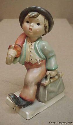 1960s Hummel Figurine 11 Merry Wanderer TMK 3 Sty Bee