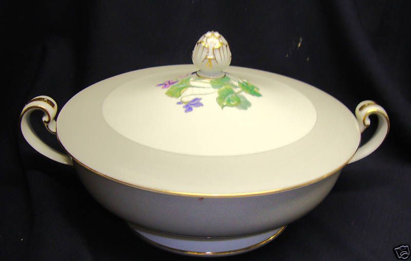 Noritake Arcola Covered Round Vegetable